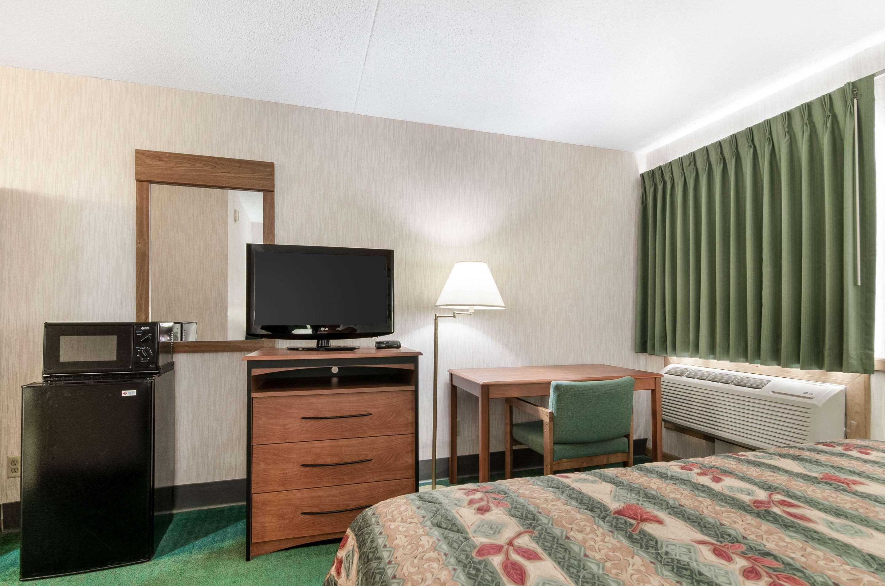 Econo Lodge Emporia Exteriér fotografie