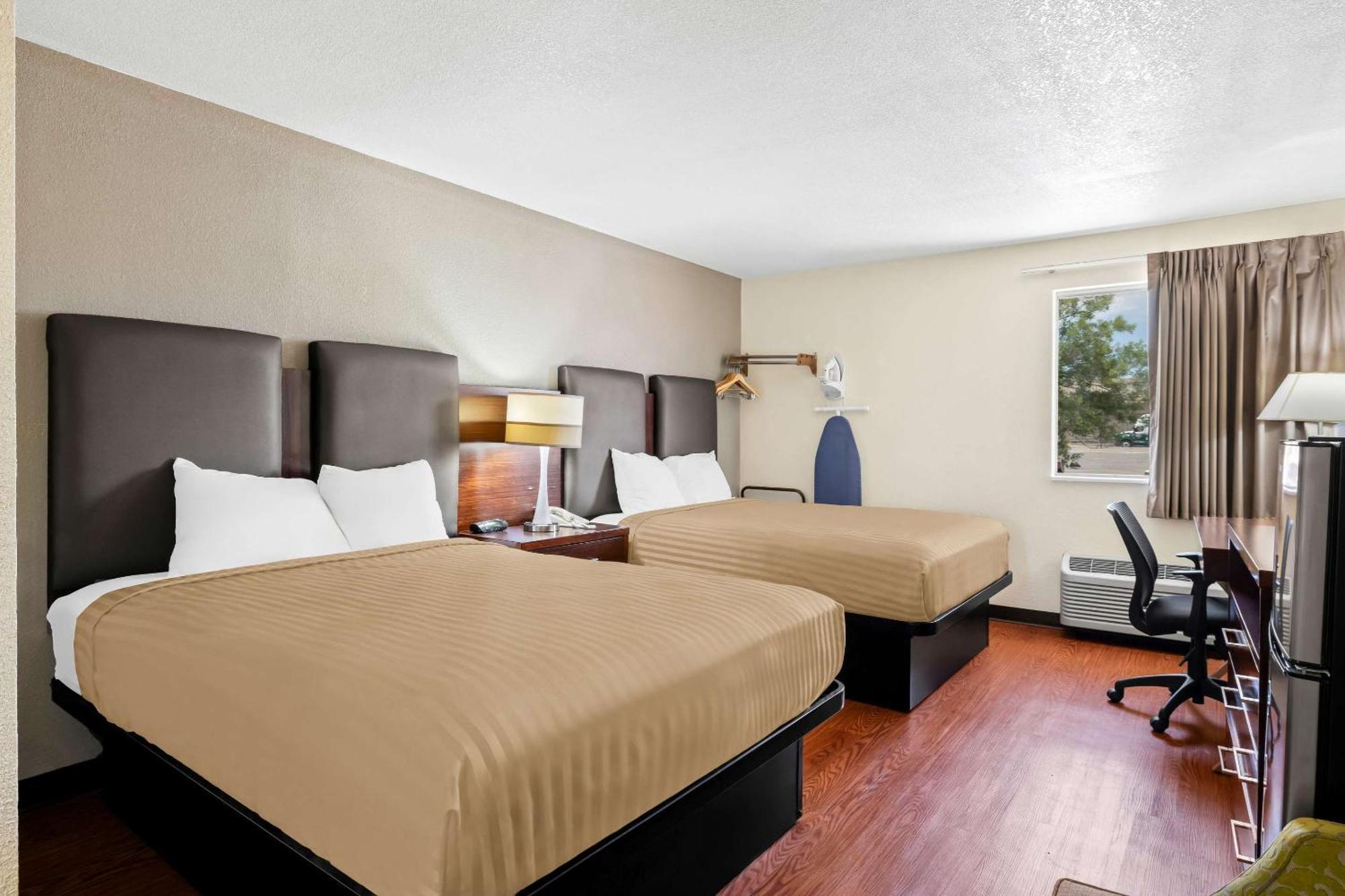 Econo Lodge Emporia Exteriér fotografie